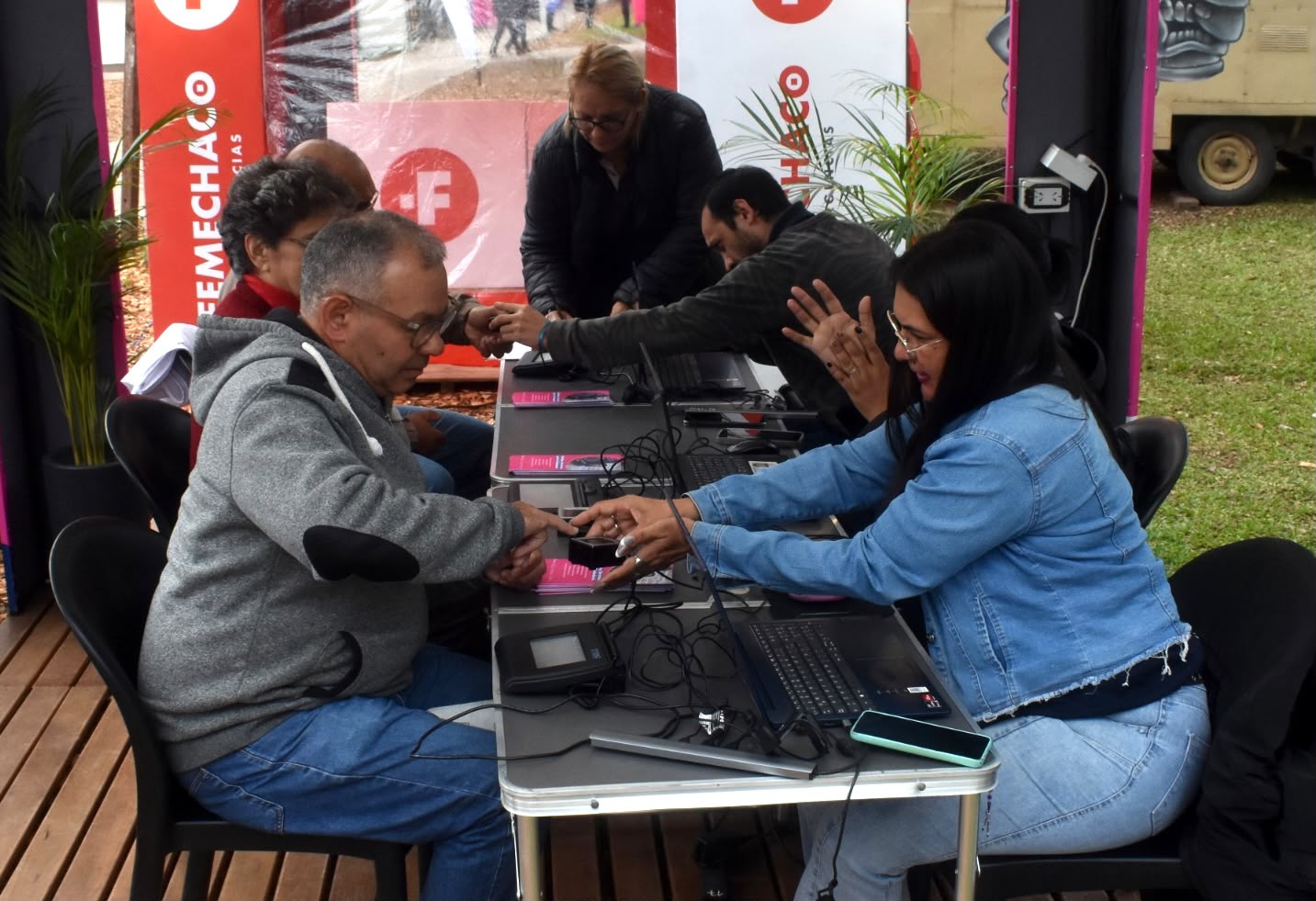 Operativo DNI en la FIL Chaco 2026: el Registro Civil atiende en el Domo del Centenario